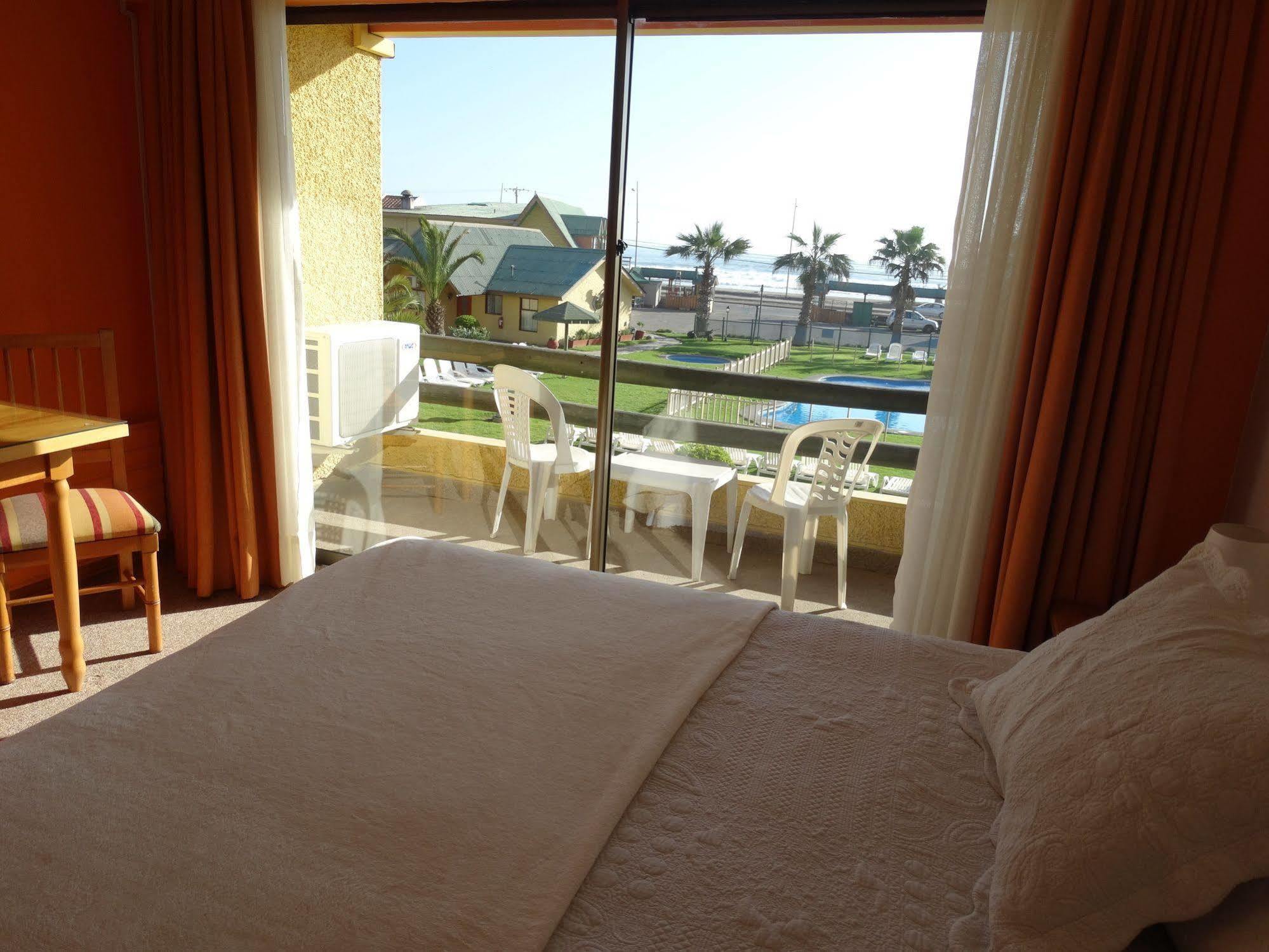Hotel Y Cabanas Mar De Ensueno La Serena Exteriör bild